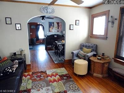 4th image of 2525 Elmwood St