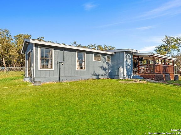 2nd image of 277 W Bear Springs