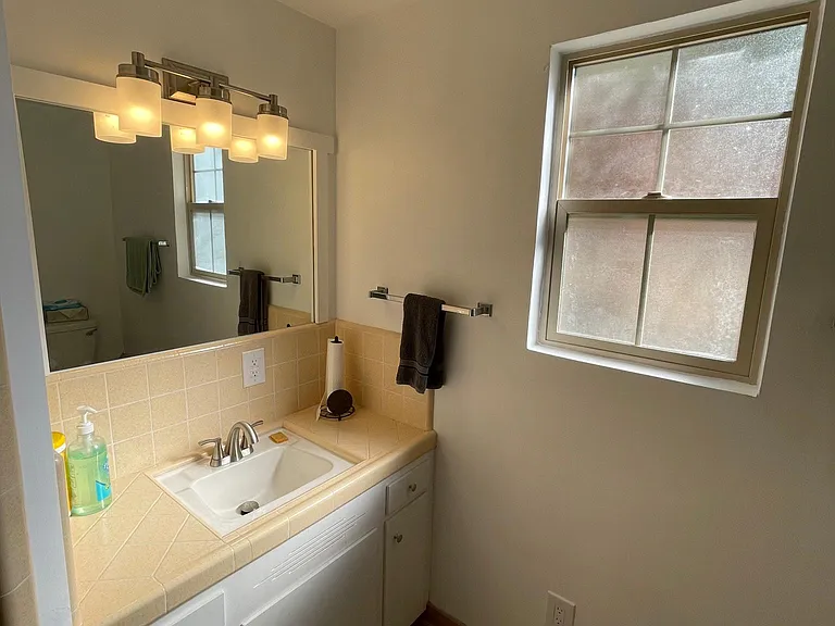 740 Tanner Dr #C — Photo 12