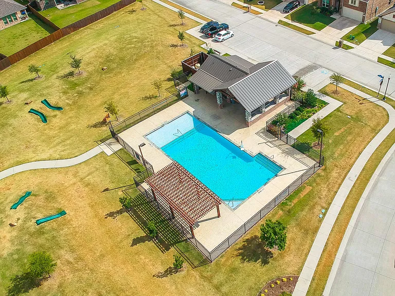 4713 Lake Cove Way — Photo 10