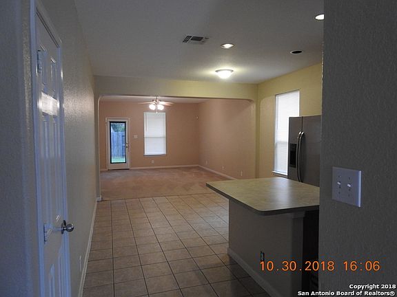 4th image of 927 Palladio Pl