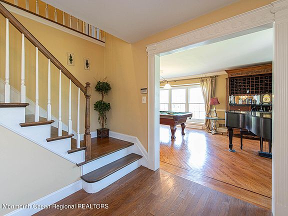 5th image of 4 Woodbine Lane
