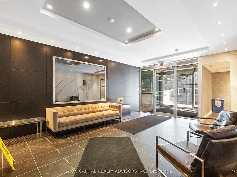 350 Wellington St W #G04 — Photo 25