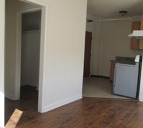 4th image of 346 N Vermont Ave APT 510