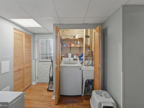 3rd image of 7113 Olivia Rd