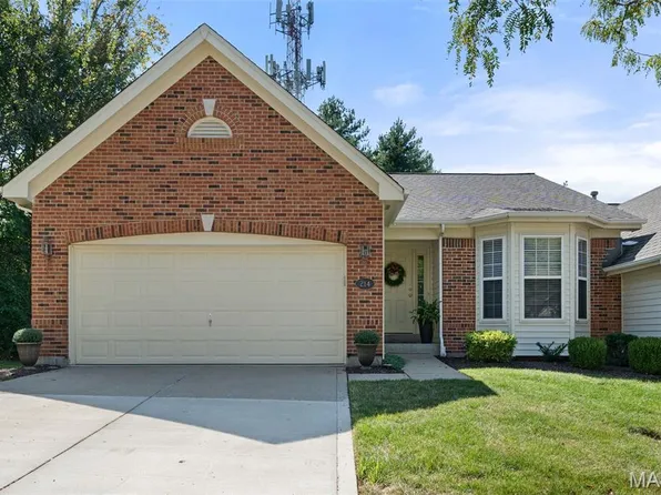 214 Cordovan Commons Pkwy, Chesterfield, MO 63017