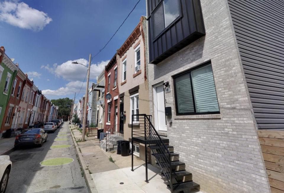 2nd image of 1825 N Lecount St