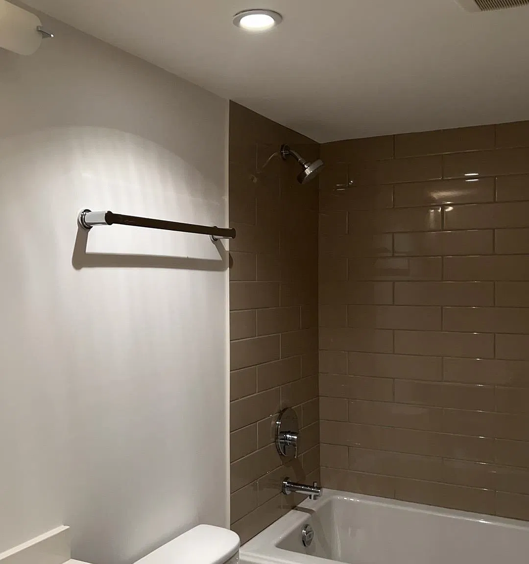 2 bed, 881 sqft, $2,250 — Photo 4