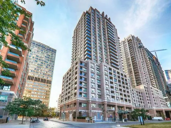 909 Bay St, Toronto, ON
