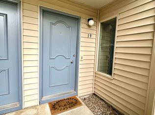 The Shadows Townhomes, Portland, OR 97222