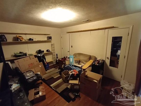 5th image of 604 N 68th Ave