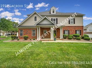 11910 Lacroix St, Charlotte, NC 28277