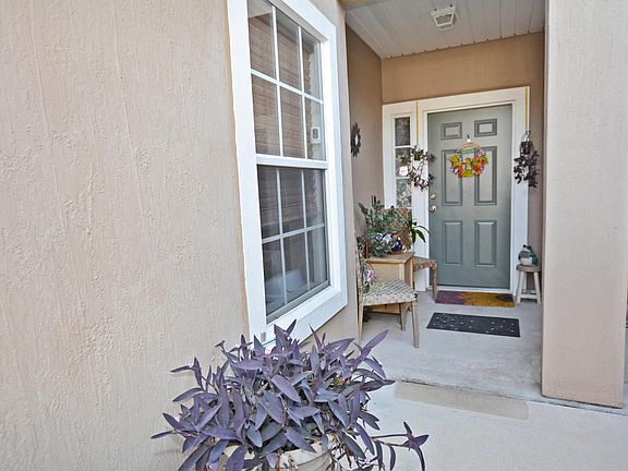 5th image of 874 Scrub Jay Dr