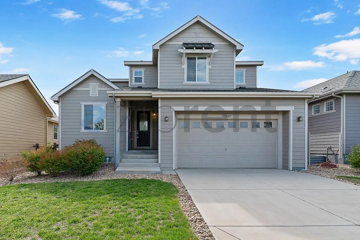 3 bed, 2.5 bath, 2345 sqft, $3,195 — Photo 2