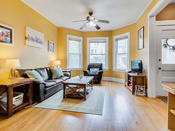 4th image of 5147 N Claremont Ave #1