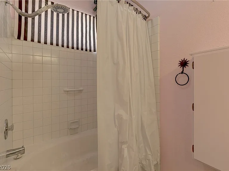 362 Promontory Dr — Photo 18