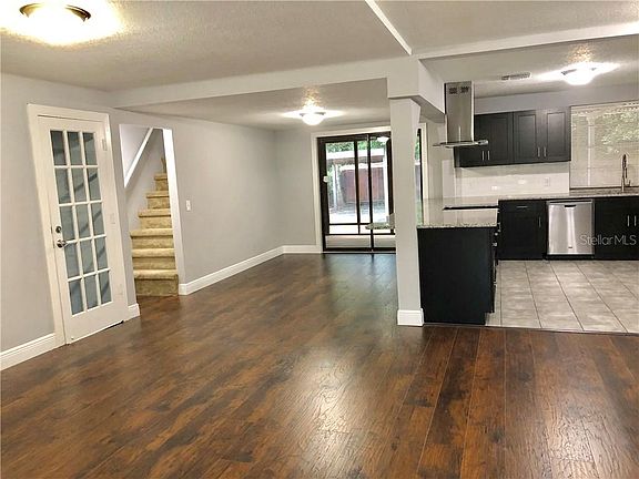 5th image of 2554 Marshall Ave