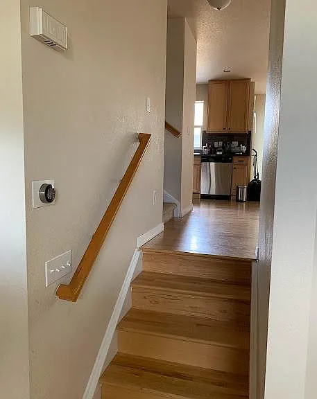 518 Homestead St — Photo 6