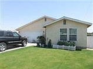 909 McNew Ct, Bakersfield, CA 93307