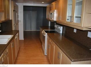 3900 Flamewood Ln, Hollywood, FL 33021