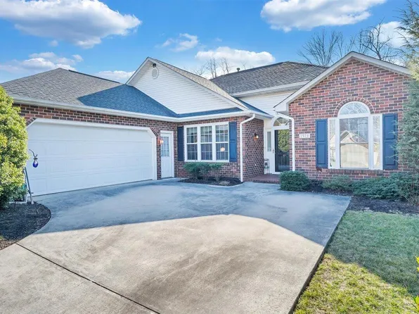 1515 Rosewalk Ln SE, Roanoke, VA 24014