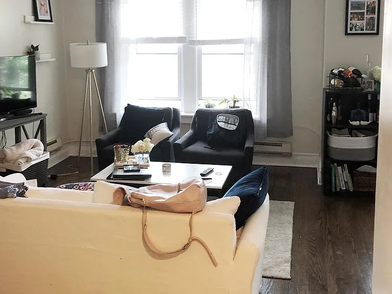 2129 N Dayton St #101 — Photo 1