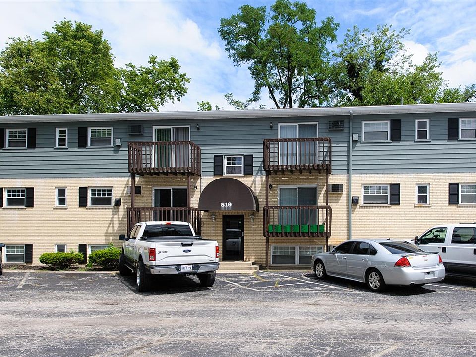 1st image of 819 Rosemont Ave #6