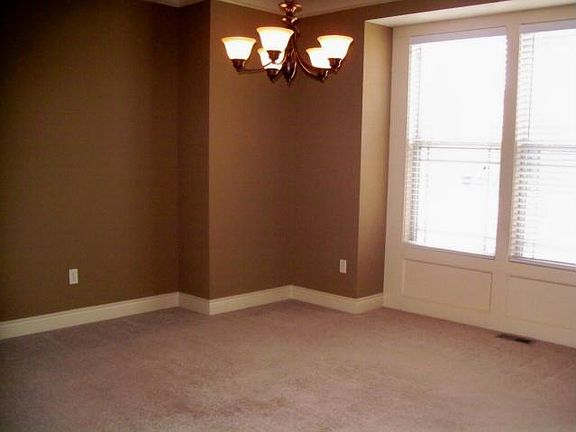 3rd image of 5139 Meadowheight Dr