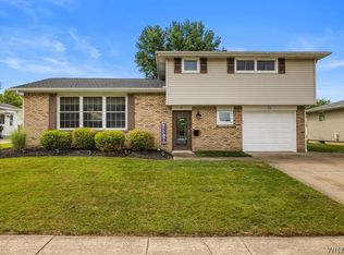 31 Christopher Dr, Buffalo, NY 14224