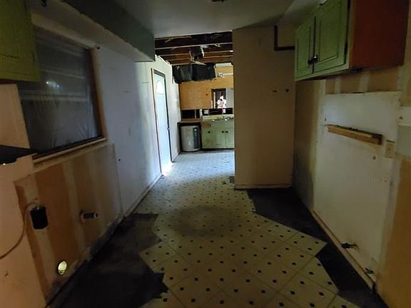 5th image of 6497 College Dr