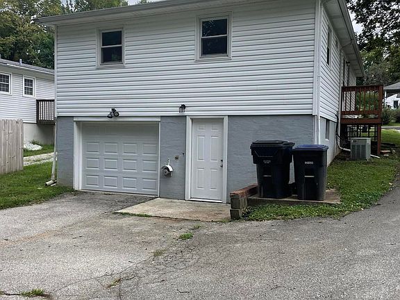 3rd image of 230 Laffoon Dr