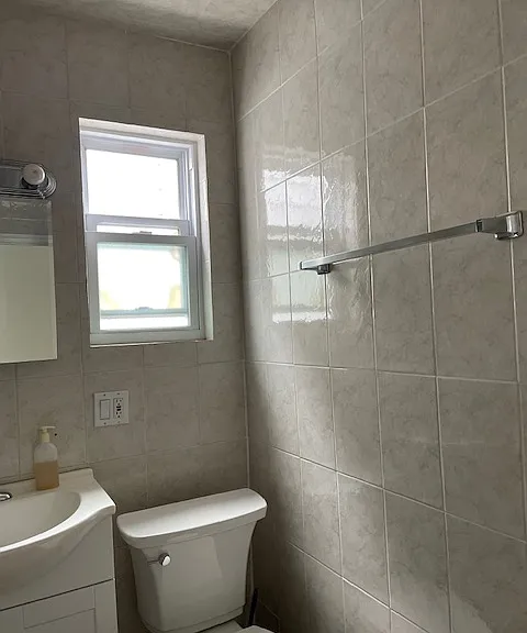 155 Carlton Ave #2 — Photo 9