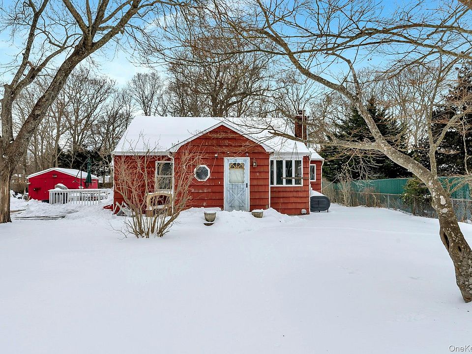 1st image of 32 Stackyard Drive
