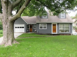 813 Penn Blvd, Oskaloosa, IA 52577