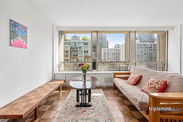 1st image of 330 E 33rd St APT 6E