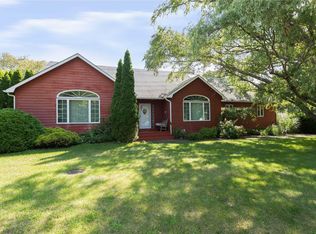 22 Fox Chaser Pl, Riverhead, NY 11901