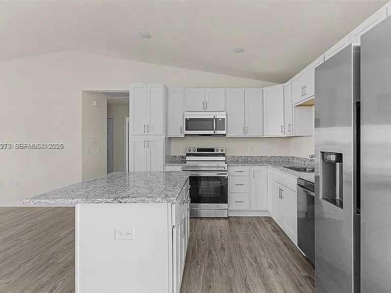 1158 Norge Ct — Photo 16