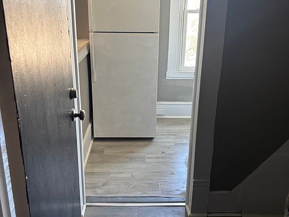 5th image of 421 Church Ave SE #3