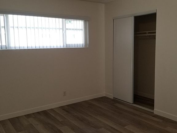 4th image of 1339 E Grace St #8