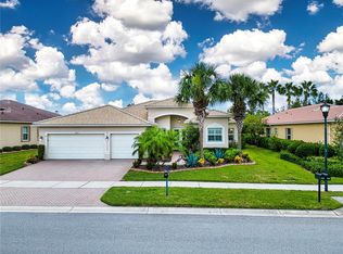 16123 Diamond Bay Dr, Wimauma, FL 33598