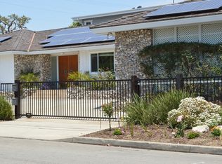1002 11th St, Manhattan Beach, CA 90266