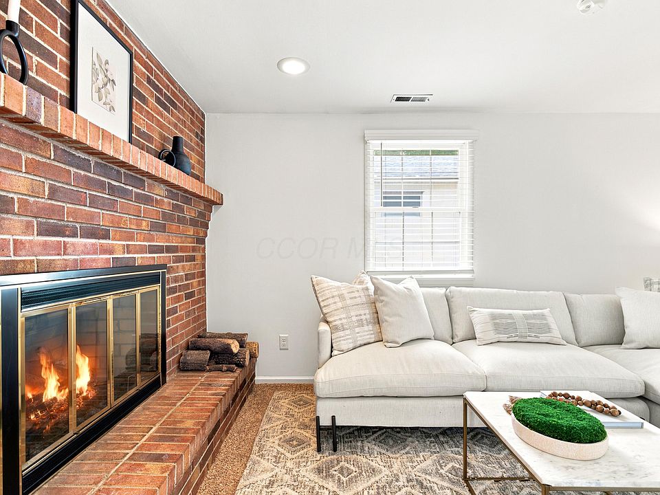 1st image of 4595 San Jose Ln