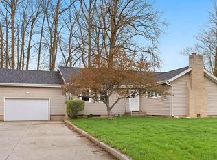 2224 Wayside Dr, Fort Wayne, IN 46818