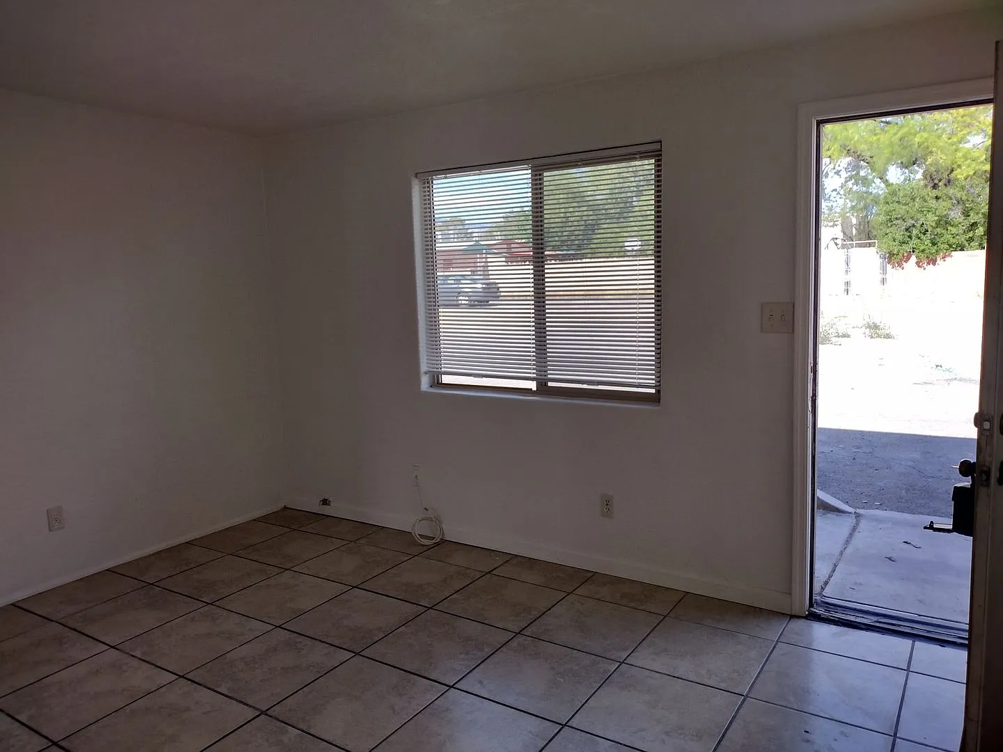1730 E. Prince Rd. #4 — Photo 4