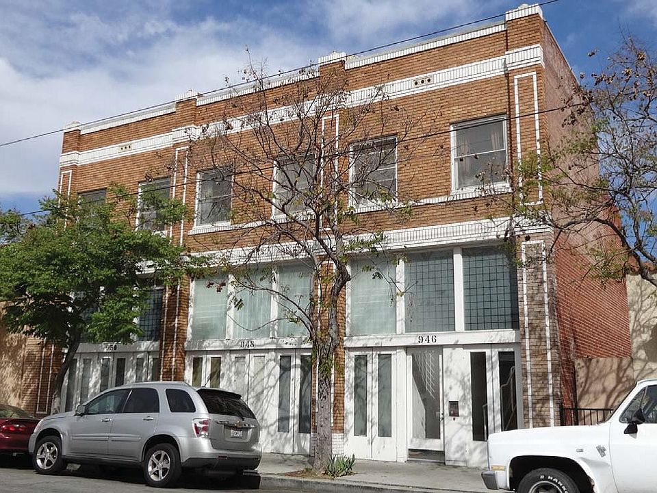 1st image of 946 Daisy Ave APT 7