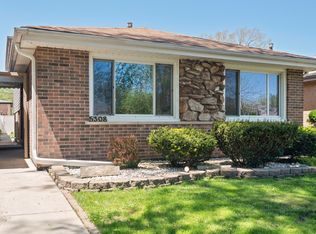 5308 S 74th Ave, Summit, IL 60501