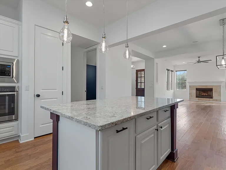 3120 Tom Miller St — Photo 11