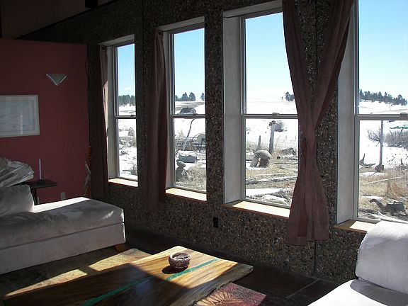 Living Room facing southeast