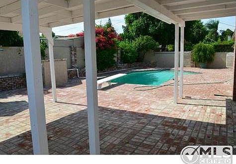 4th image of 8125 Cozycroft Ave