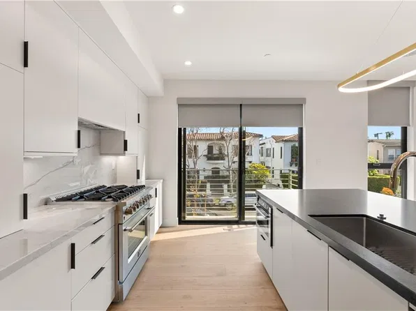453 N Stanley Ave #3, Los Angeles, CA 90036